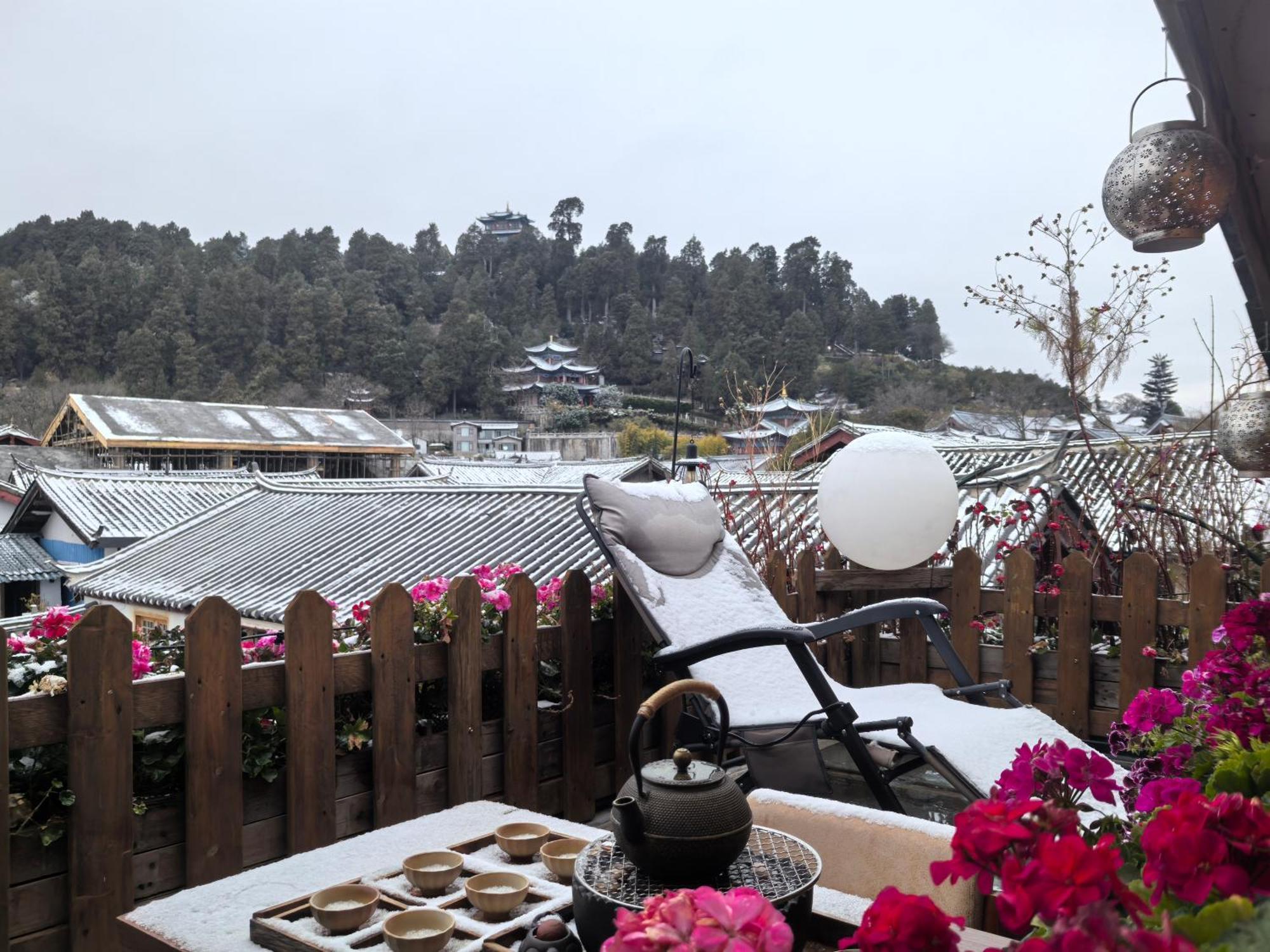 Lijiang Old Town Meiliju View Inn Dış mekan fotoğraf